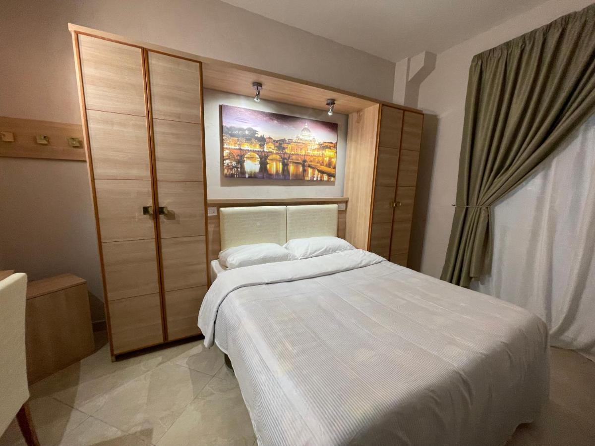Ambasada Suite Rom Exteriör bild
