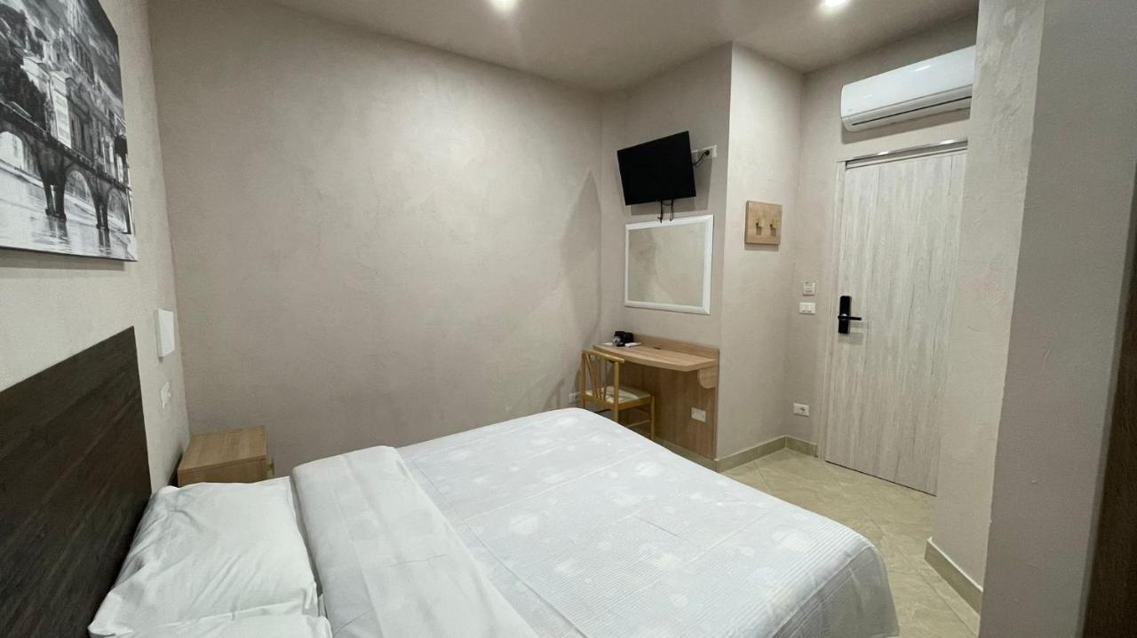 Ambasada Suite Rom Exteriör bild